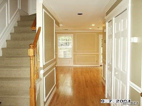 1st image of 702 Sara Cir