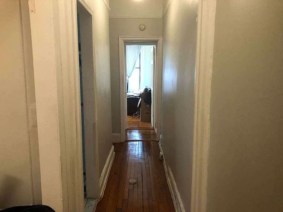 4th image of 4823 4th Ave #A2