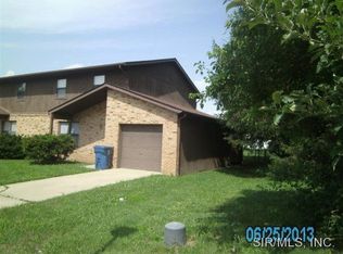 804 Plankway Dr, Shiloh, IL