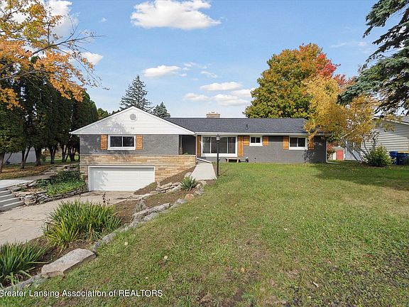 2nd image of 610 Crestview Dr