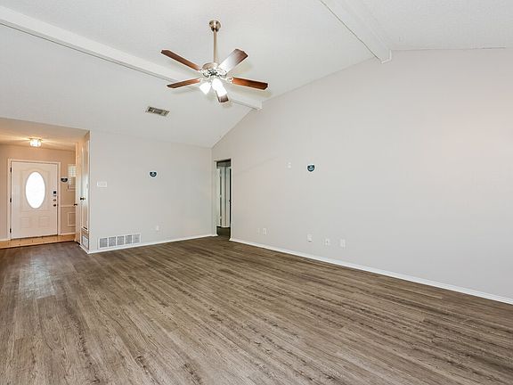 4th image of 1104 Havenbrook Dr