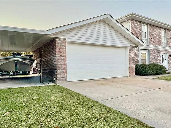 4th image of 4020 Hugo Dr