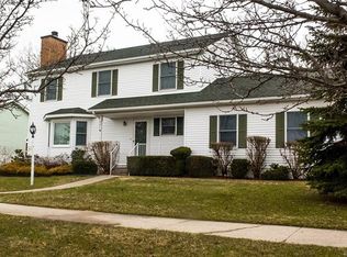 743 Alexandria St, Marysville, MI 48040