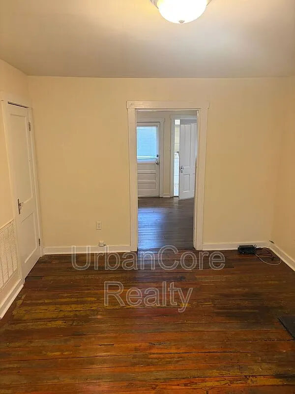 1 bed, 1.0 bath, 750 sqft, $1,425 — Photo 3