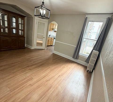 4th image of 5050 Pennway St