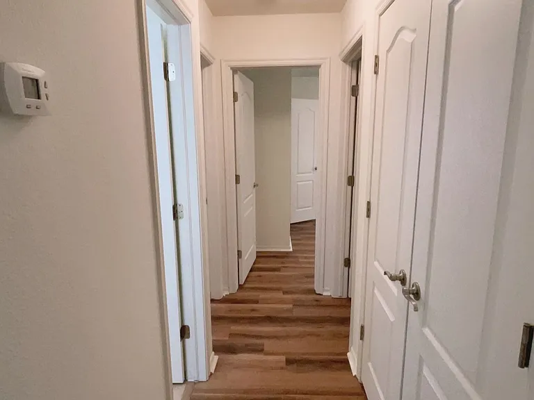 102 Northridge Dr — Photo 12