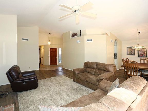4th image of 15615 N 50th St