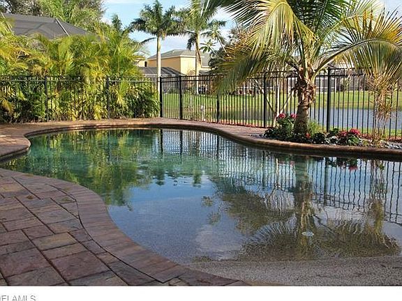 5th image of 15011 Savannah Dr