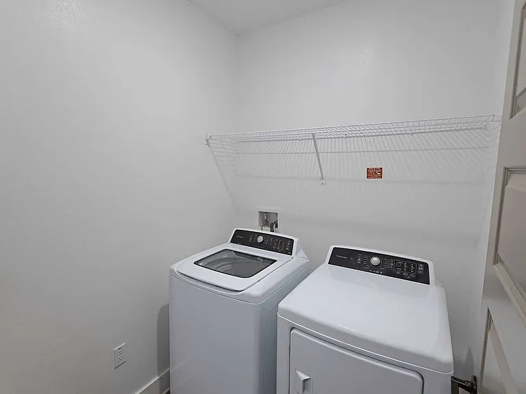 The Parian Luxury Apartments — Photo 113