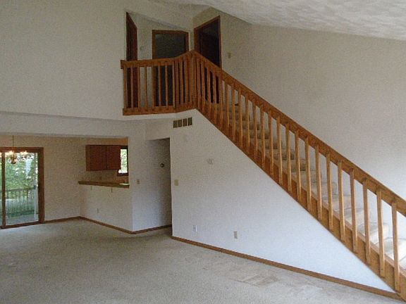 3rd image of 7337 Travertine Trl #4