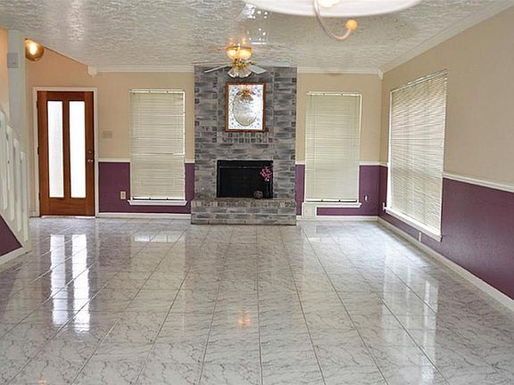 3rd image of 12314 Glenmeadow Dr