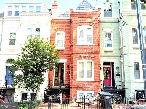 1018 F St NE, Washington, DC 20002