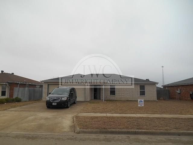 1st image of 4604 Windcrest Dr