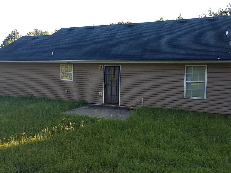 225 Apple Valley Rd — Photo 5