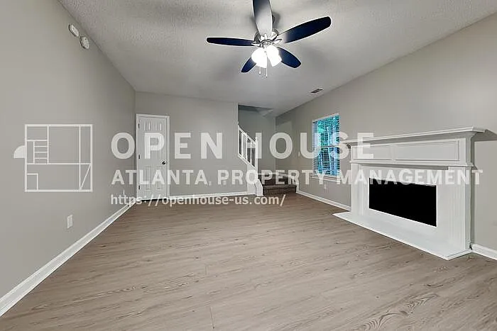 4 bed, 3.0 bath, 2813 sqft, $2,300 — Photo 3
