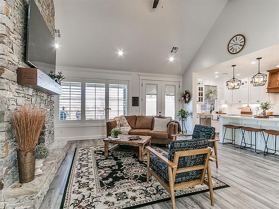 5th image of 1235 Deer Ridge Run