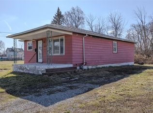 5629 Girard Ave, Niagara Falls, NY 14304