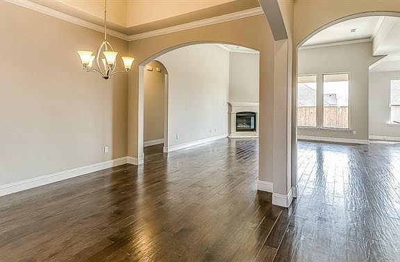 3rd image of 1116 Mesa Crest Dr