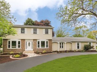 1511 Mohawk Dr, Schaumburg, IL