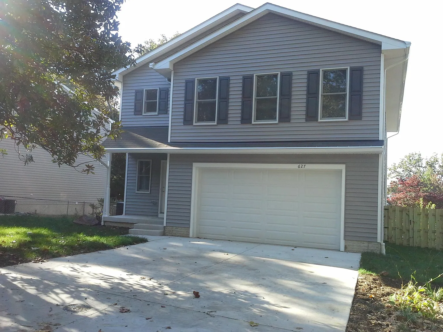 4 bed, 3.5 bath, 3200 sqft, $3,980 — Photo 1