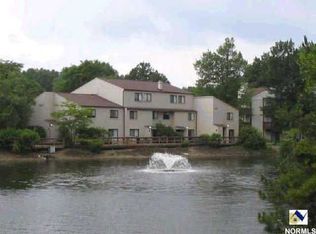 1440 Cedarwood Dr APT A, Westlake, OH 44145