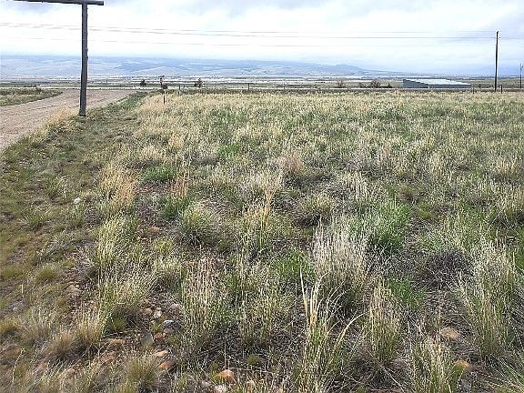 3rd image of Powell Vista Dr