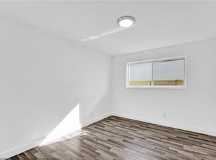 720 SW 1st St, Hallandale, FL 33009