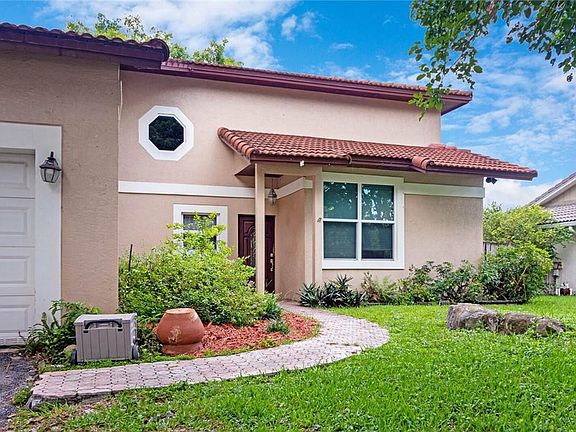 3rd image of 8510 NW 21st Street