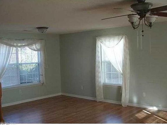 2nd image of 1228 Woods Edge Cir