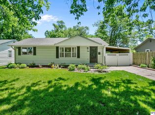 1721 Cole Creek Dr, Omaha, NE 68114