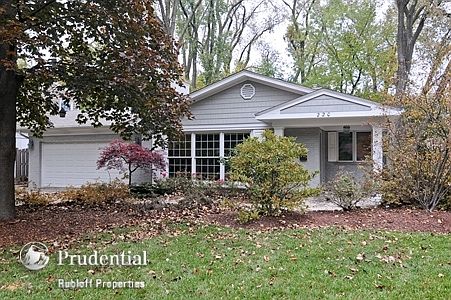 1st image of 220 Park Ln