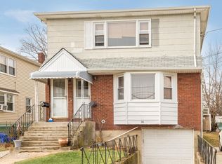 26 Ocean Ave, East Rockaway, NY 11518