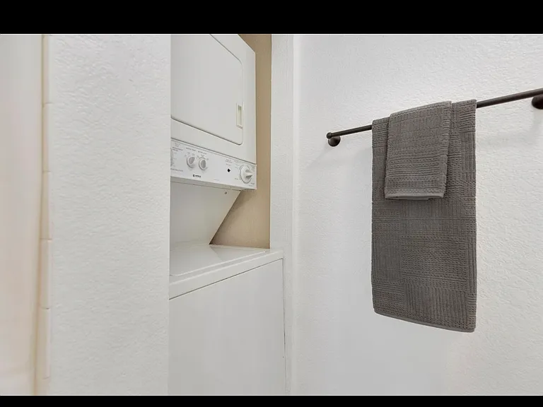 2 Acoma St #11 — Photo 9