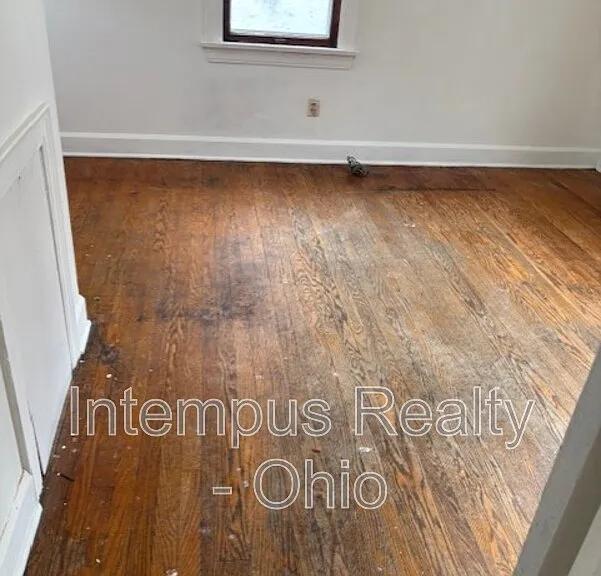 633 Cassius Ave #1 — Photo 5