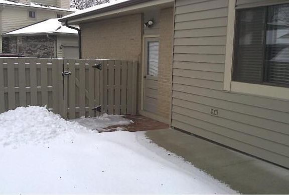 3rd image of 16310 W Coachlight Dr