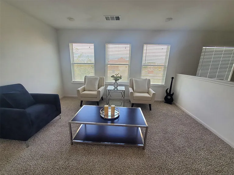 11218 Beverley Park St — Photo 17