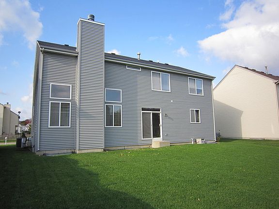 3rd image of 749 Cameron Dr
