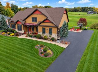 3419 Long Shadow Dr, Baldwinsville, NY 13027