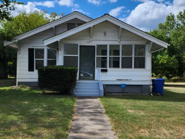 128 Sw #E, Miami, OK 74354