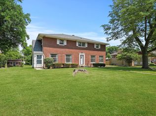 1027 Scott Ave, Chicago Heights, IL 60411