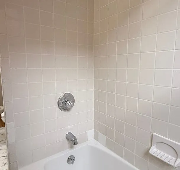291 Buckingham St / Luca Investments LLC — Photo 46