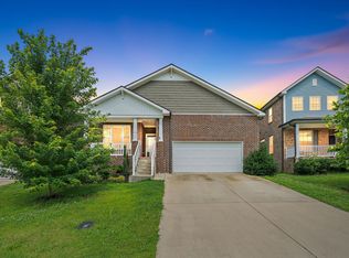 832 Green Meadow Ln, Smyrna, TN 37167