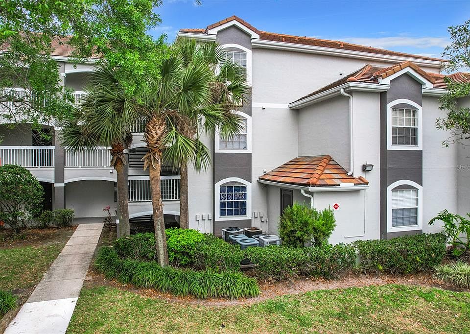 AUDUBON VILLAS AT HUNTERS CREEK CONDOMINIUMS 14037 Fairway Island Dr