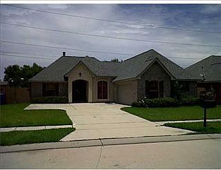 1st image of 206 N Pin Oak Dr