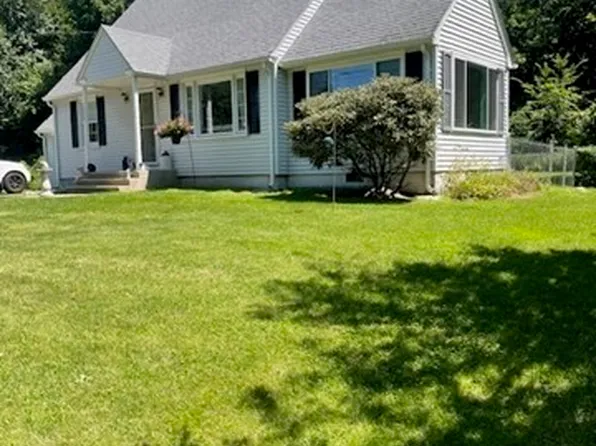 374 Wilbraham Rd, Hampden, MA 01036