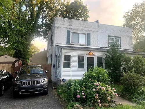 402 Wallingford Ave Photo 1