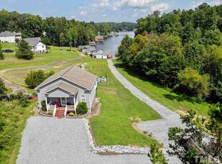 556 Elmore Rd, Leasburg, NC 27291