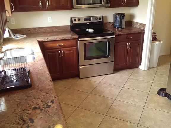 4th image of 2022 SW Providence Pl