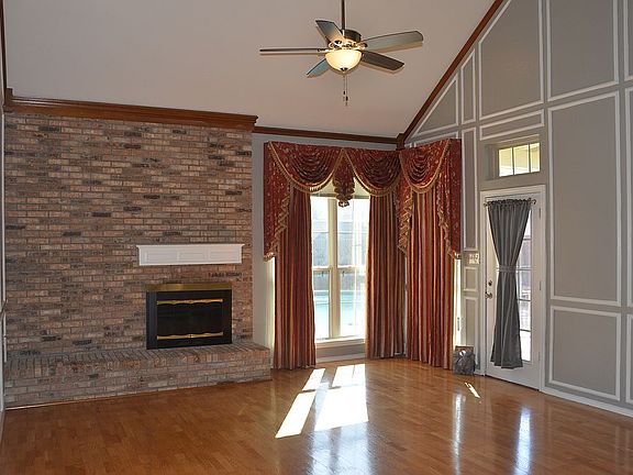 4th image of 3405 Langley Hill Ln