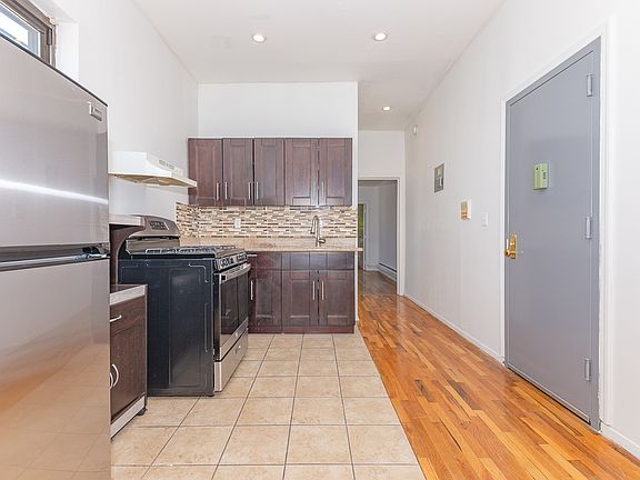 3rd image of 268 Boerum St #8O